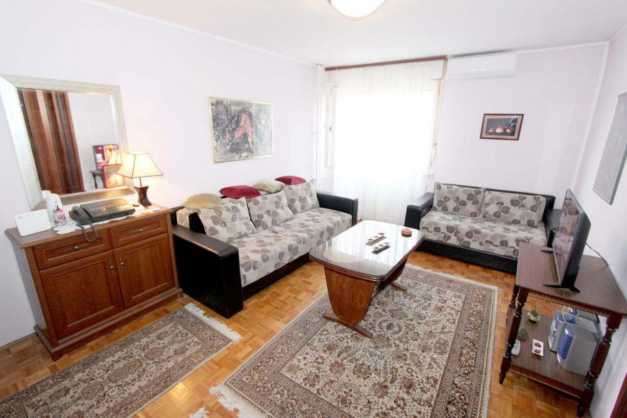 Bohemian Rhapsody Nbg Appartement Belgrado Buitenkant foto