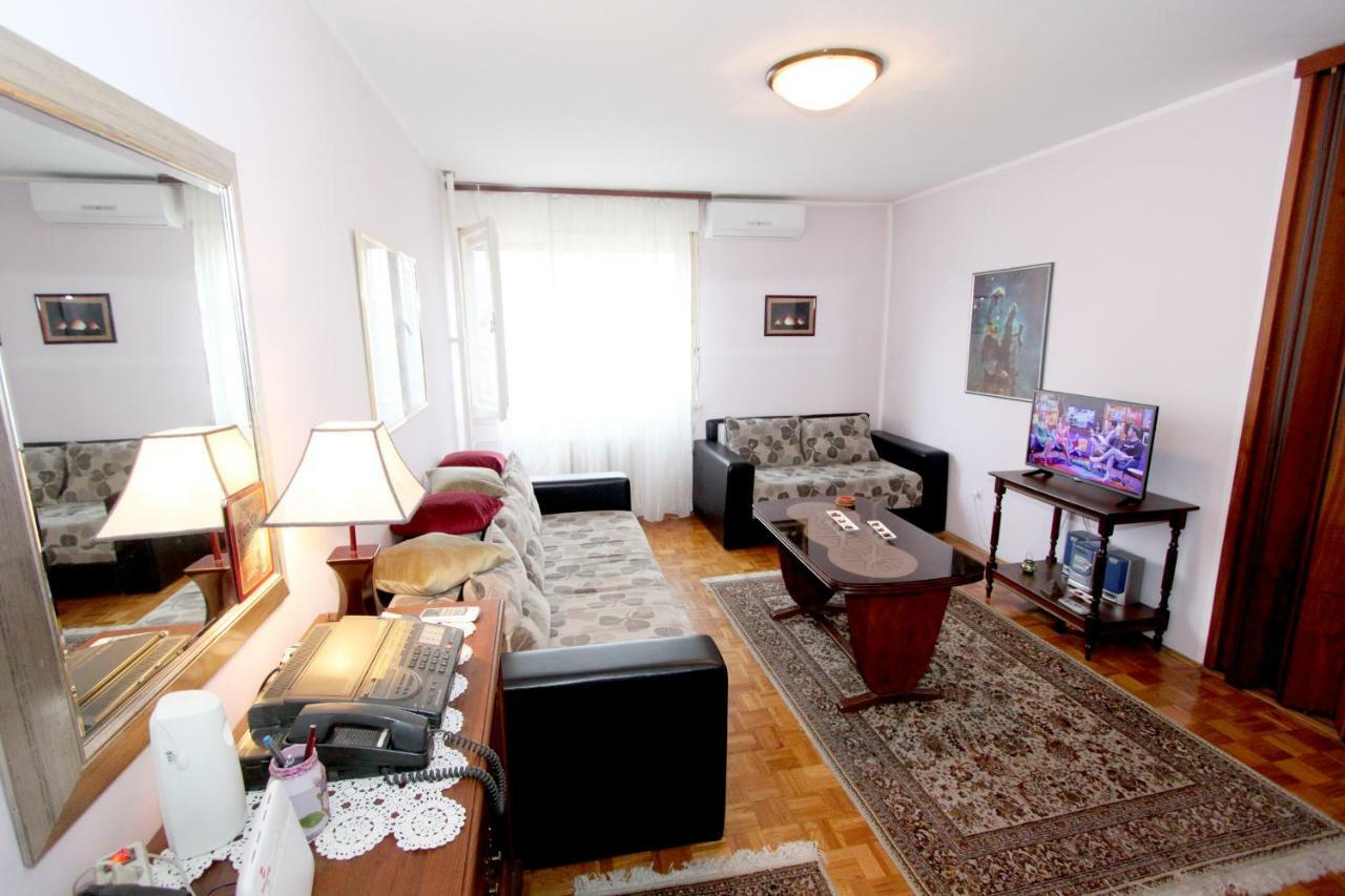Bohemian Rhapsody Nbg Appartement Belgrado Buitenkant foto